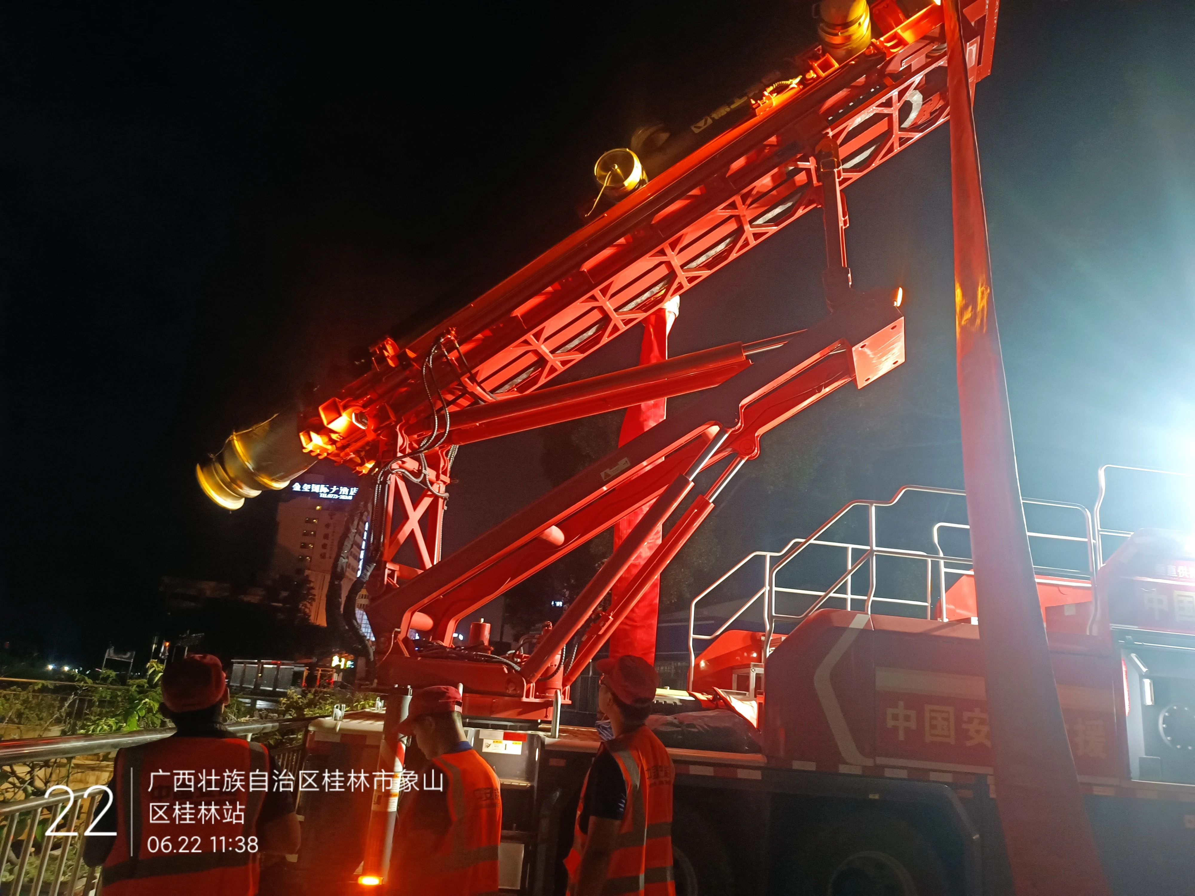 桂林洪水！徐工多臺排澇應(yīng)急裝備全力迎戰(zhàn)!