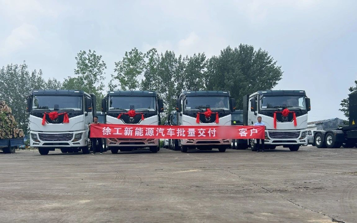 車隊(duì)老板的“致富經(jīng)”：“選擇徐工，就是選擇成功！”