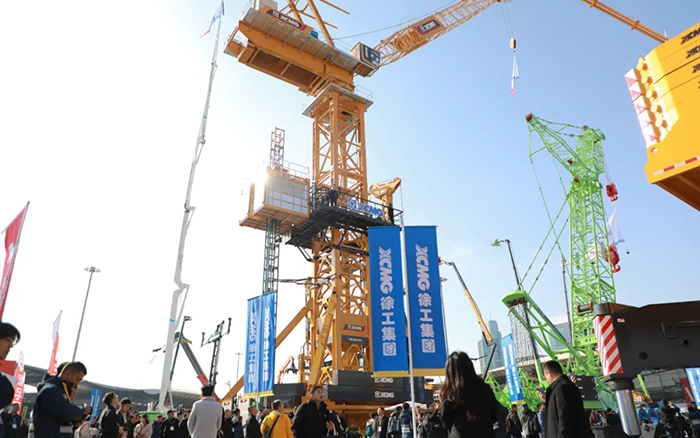 bauma CHINA 2024丨徐工塔式起重機(jī)、智能施工升降機(jī)火熱亮相