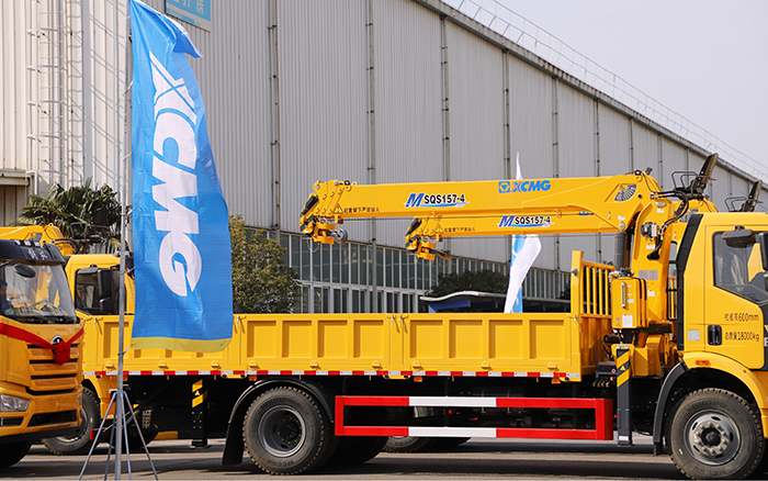 助力城市建設(shè)新征程！徐工隨車起重機(jī)M SQS157-4批量發(fā)車 
