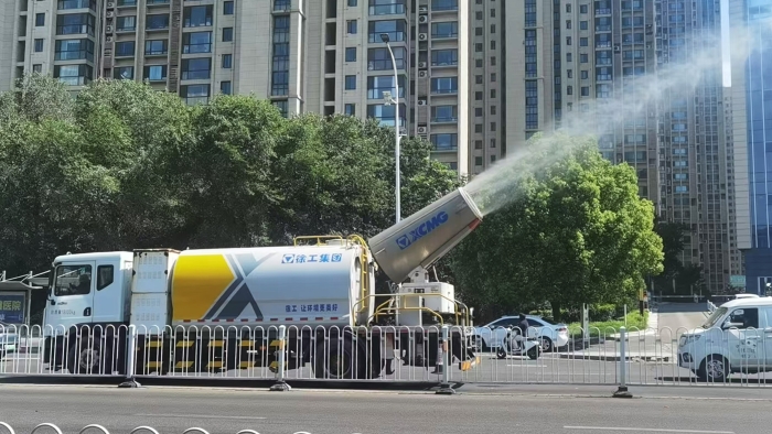 徐工多功能抑塵車，助力家鄉(xiāng)徐州環(huán)境，更“凈”一步！